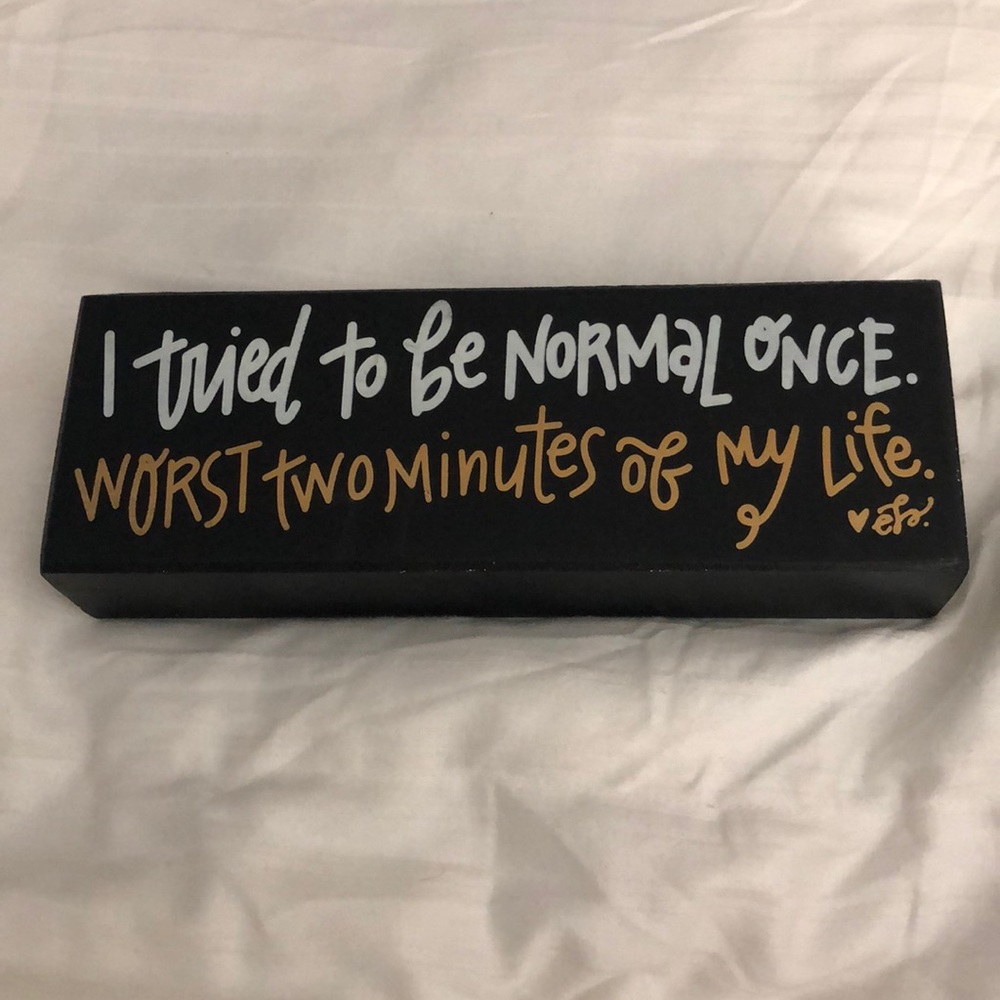 Black Mantel Box Sign